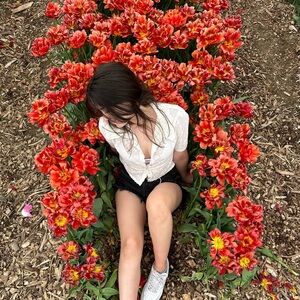 Meet your Posher, Raffaella